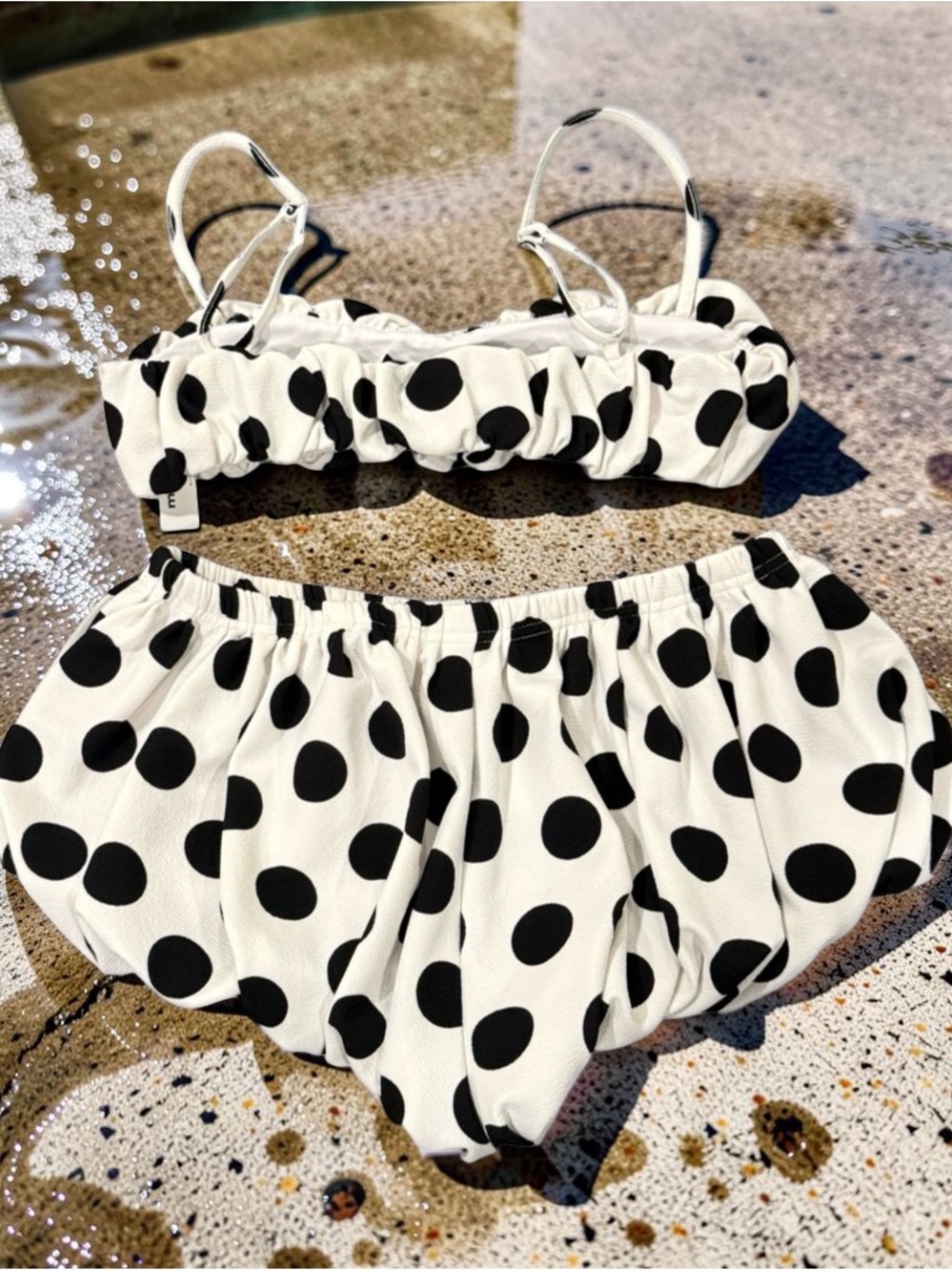 Missguided White & Black Polka Dot Crop Top and Shorts Set - Medium - Picture 4 of 11